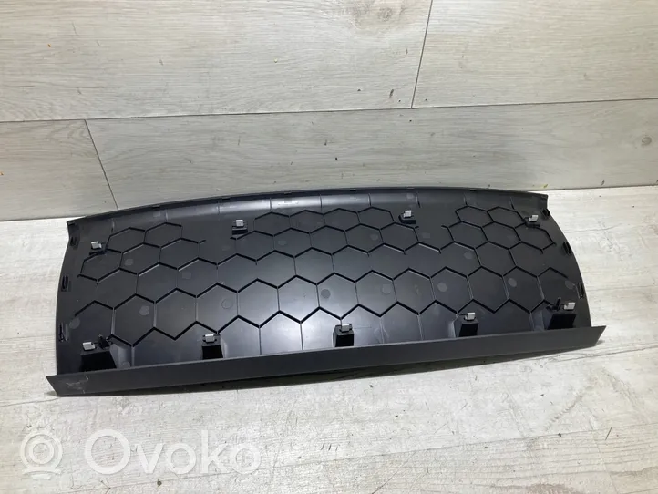 Volkswagen Beetle A5 Tailgate/boot lid cover trim 5c5867707a