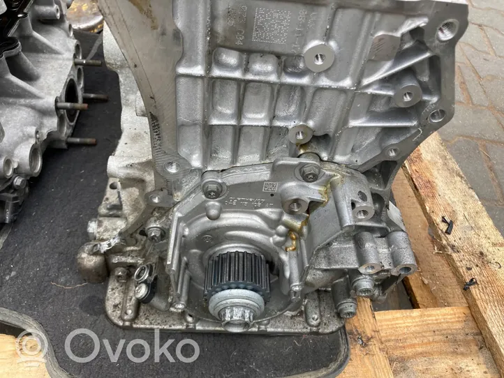 Audi A3 S3 8V Blok silnika 05e103011k