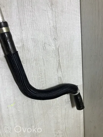 Ford Kuga III Engine coolant pipe/hose lx616b851hpd