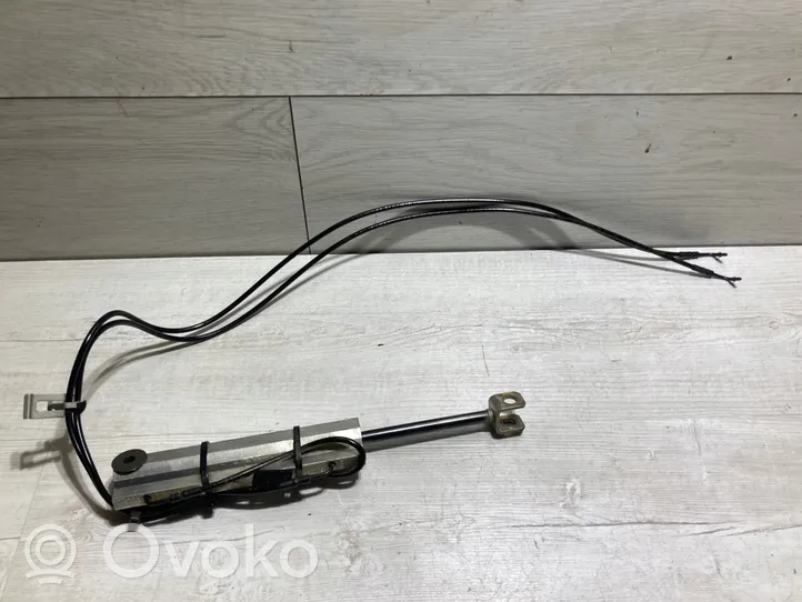 Mercedes-Benz SLK R171 Cylindre hydraulique de toit pliant a1713133