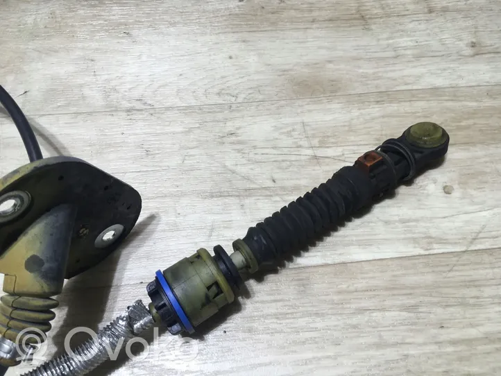 Volvo C70 Gear shift cable linkage 30783151