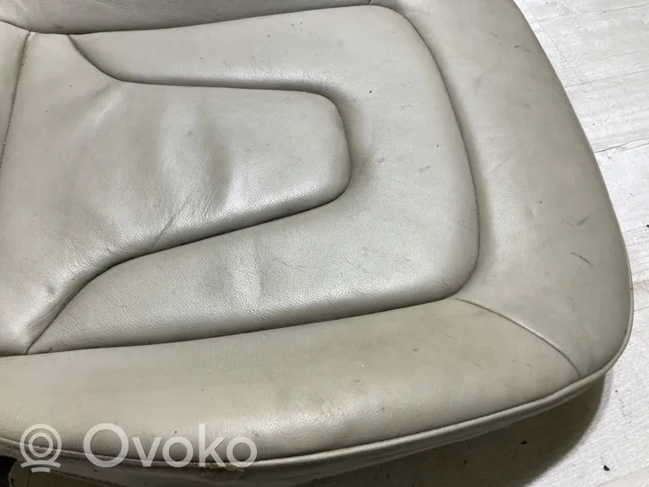 Audi A5 8T 8F Console, Assise de siège conducteur 8t031256