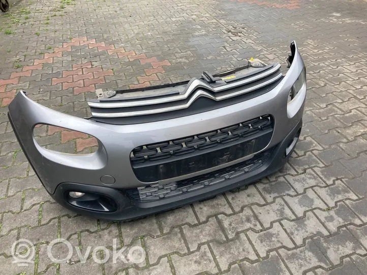 Citroen C3 Zderzak przedni 9812061577