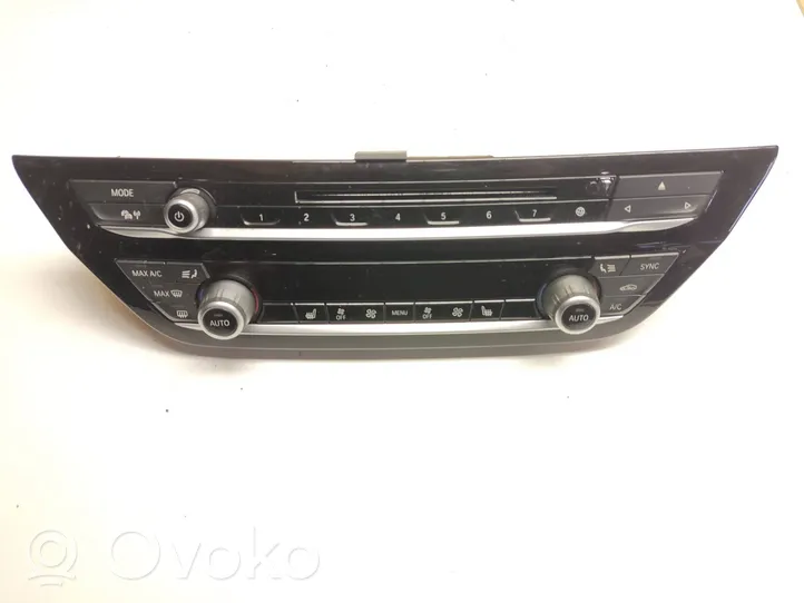 BMW 5 G30 G31 Panel klimatyzacji C6826844