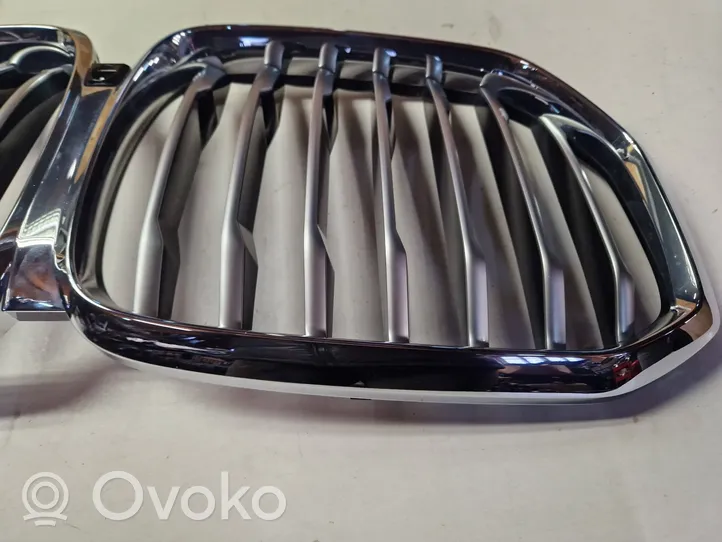 BMW X5 G05 Atrapa chłodnicy / Grill 21454110