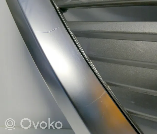 Audi e-tron Griglia superiore del radiatore paraurti anteriore 22008899