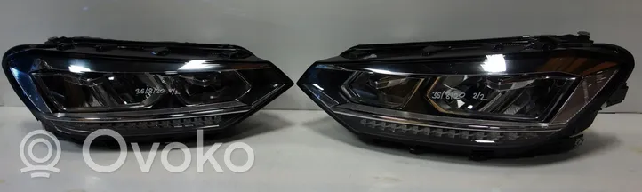 Volkswagen Touran III Lot de 2 lampes frontales / phare 5TB941035B