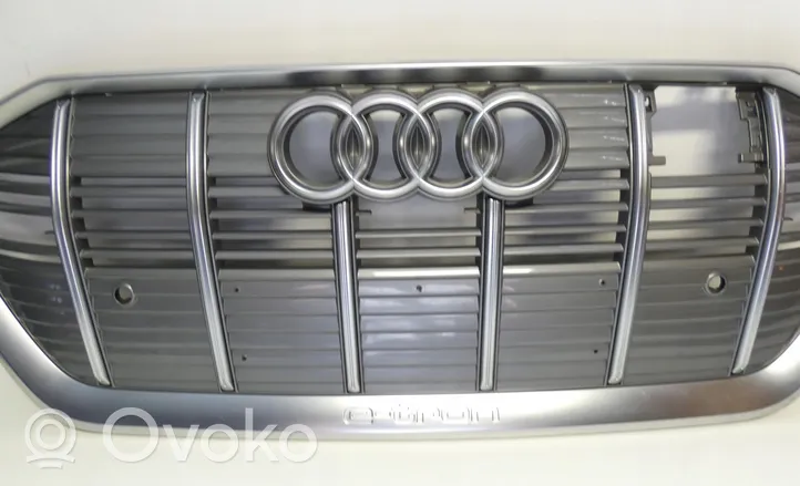 Audi e-tron Grille calandre supérieure de pare-chocs avant ATRAPA
