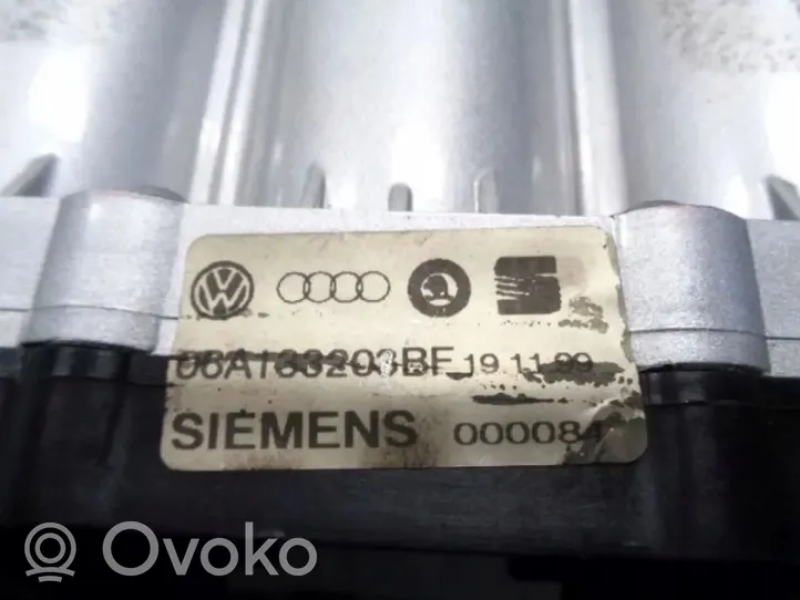 Audi A3 S3 8L Kolektor ssący 