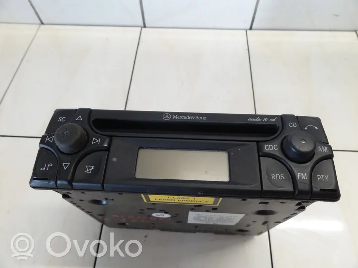 Mercedes-Benz A W168 Panel / Radioodtwarzacz CD/DVD/GPS A1708200386