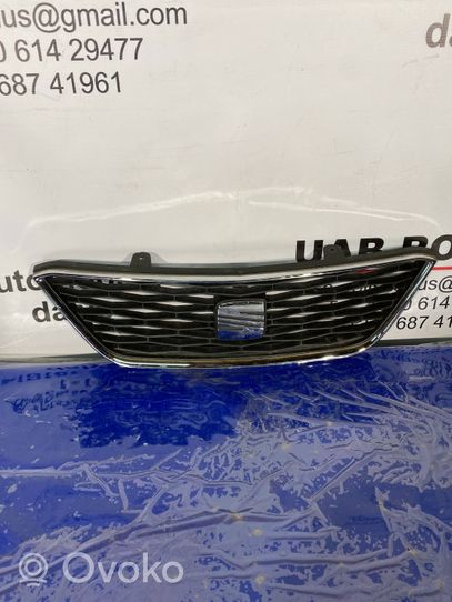 Seat Ibiza IV (6J,6P) Front bumper upper radiator grill 6J0853654C