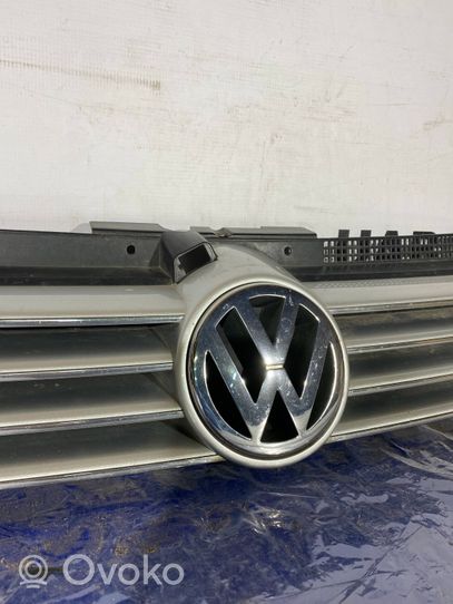 Volkswagen Bora Grille de calandre avant 1J5853655C