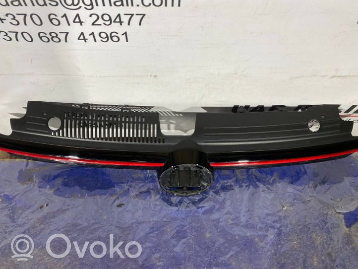 Volkswagen Golf VIII Grille calandre supérieure de pare-chocs avant 5H0853653