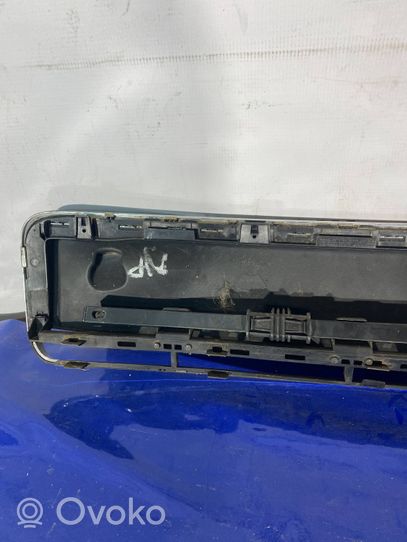 Audi A2 Front bumper upper radiator grill 8Z0853321