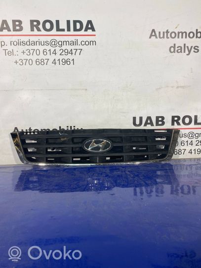 Hyundai Accent Grille calandre supérieure de pare-chocs avant 8636125620