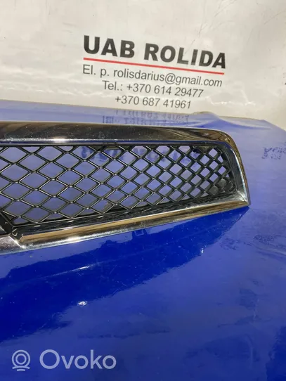 Mitsubishi Lancer VIII Grille calandre supérieure de pare-chocs avant 7450A093