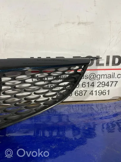 Mazda 3 I Grille calandre supérieure de pare-chocs avant BN8V50711