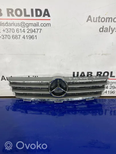 Mercedes-Benz C W203 Grille calandre supérieure de pare-chocs avant A2038801083