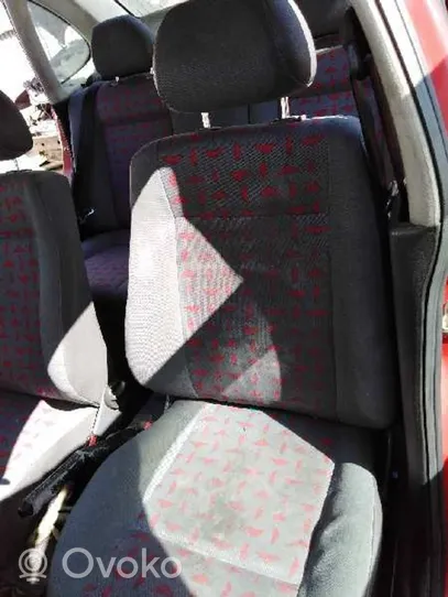 Seat Cordoba (6K) Fotel przedni kierowcy 