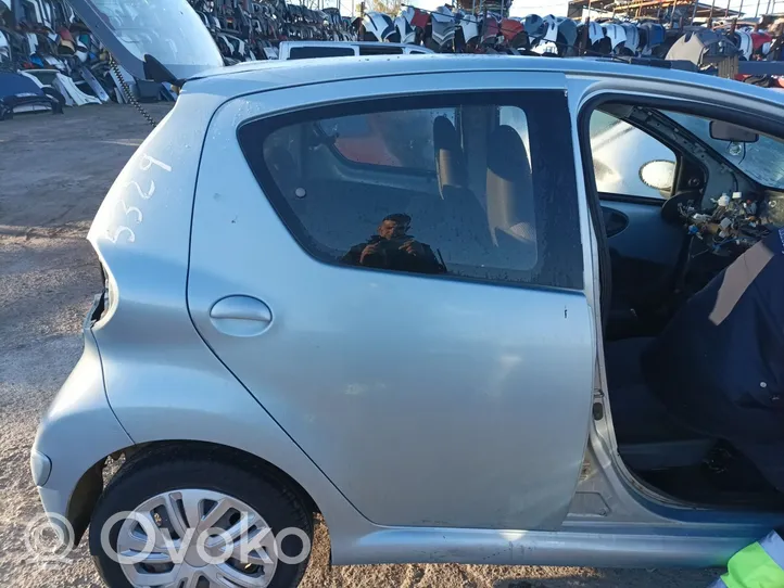 Toyota Aygo AB10 Drzwi tylne 670030H010