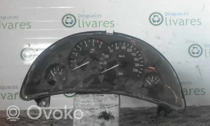 Opel Corsa C Licznik / Prędkościomierz 13173347WA