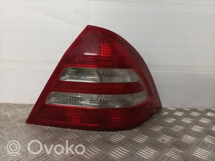 Mercedes-Benz CLK AMG A208 C208 Lampa tylna 