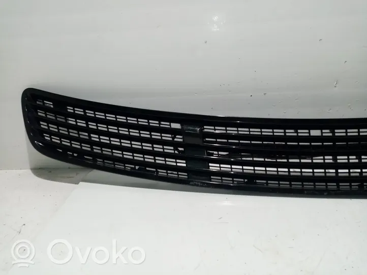 Mercedes-Benz CLK AMG A208 C208 Grille de calandre avant A2038852623