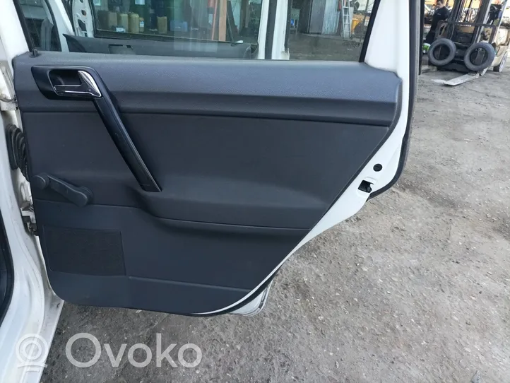 Volkswagen Polo Moldura del tarjetero de la puerta trasera 