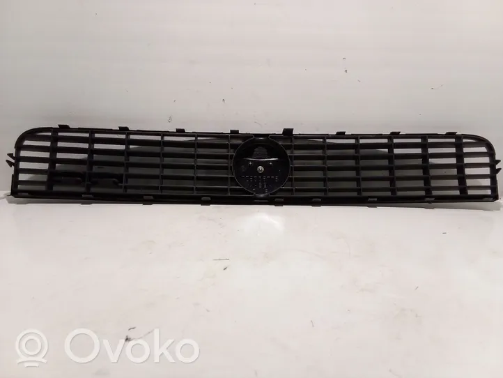 Fiat Punto Evo Atrapa chłodnicy / Grill 735335775