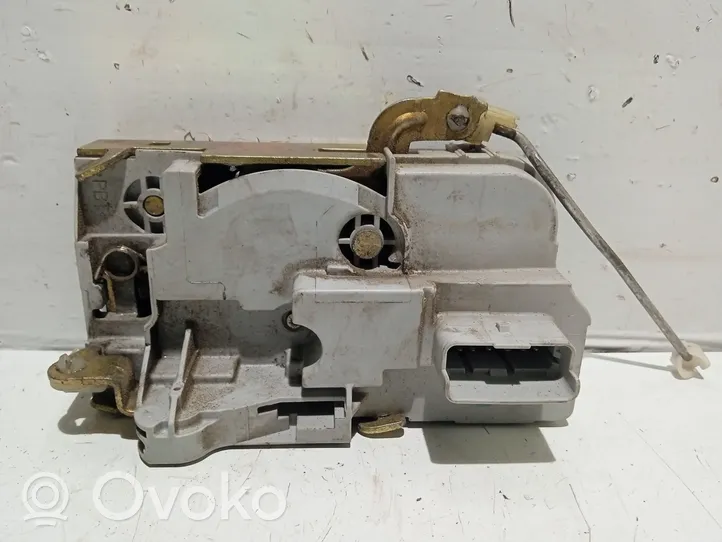 Citroen C5 Etuoven lukko 9136J9