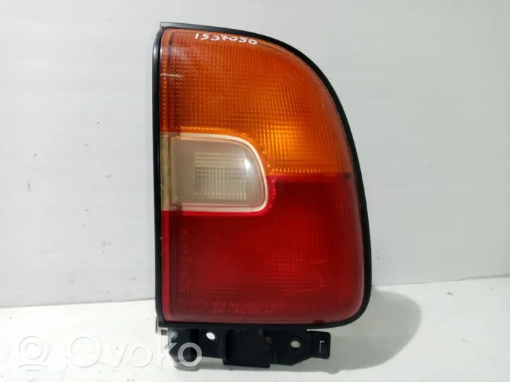 Toyota RAV 4 (XA10) Luci posteriori 8155042020