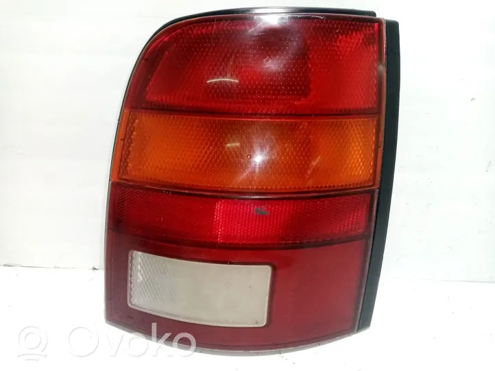 Nissan Micra C+C Luci posteriori B65555F301