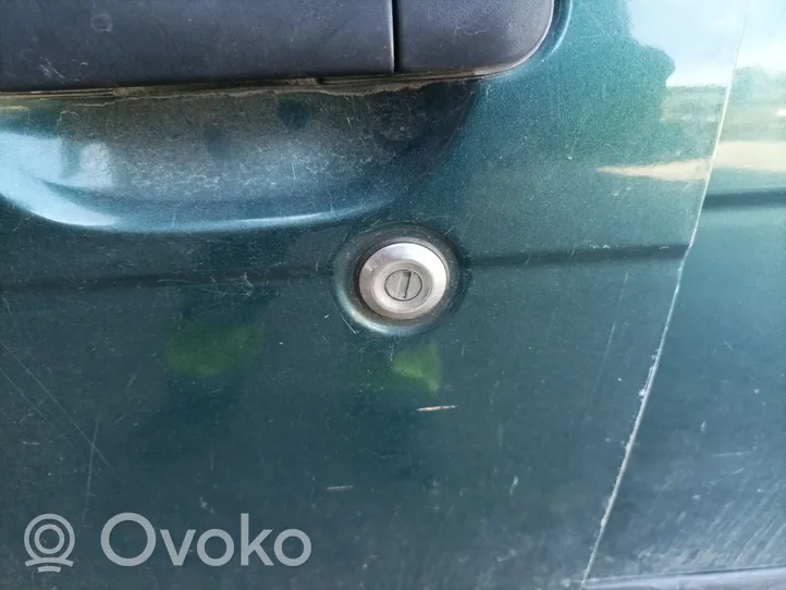 Nissan Almera Etuoven lukko 