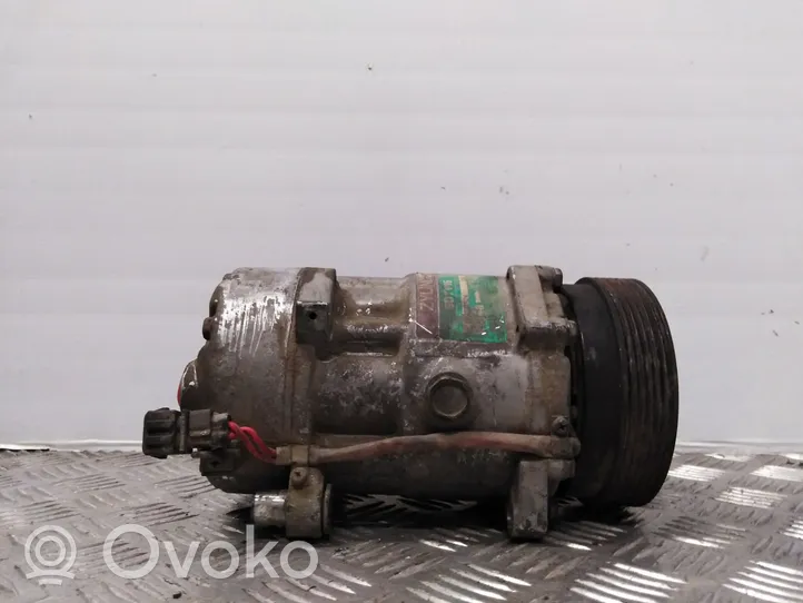 Volkswagen Vento Ilmastointilaitteen kompressorin pumppu (A/C) 1H0820803D