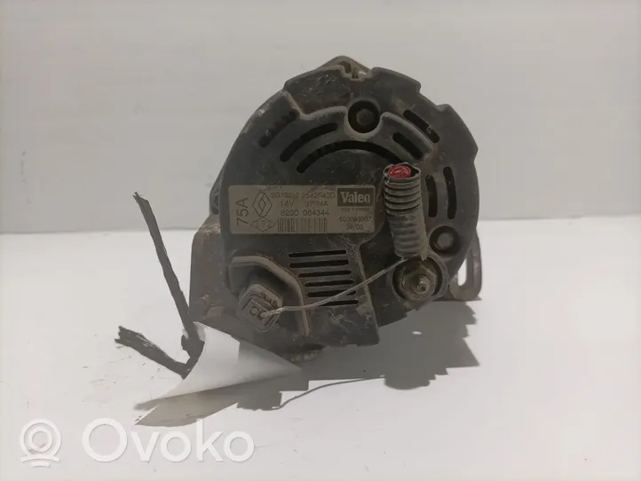 Renault Clio II Generatore/alternatore 8200064344