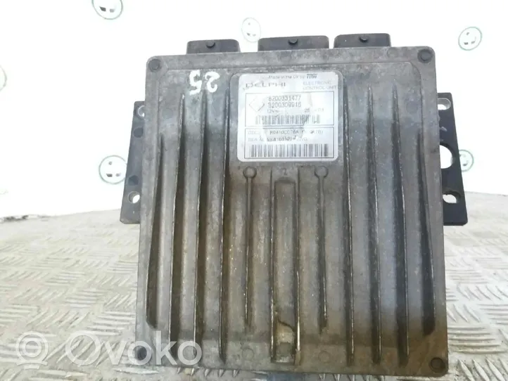 Nissan Kubistar Calculateur moteur ECU 8200331477