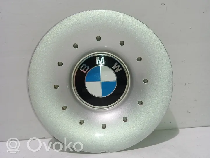 BMW 5 E39 R14 wheel hub/cap/trim 36136769109