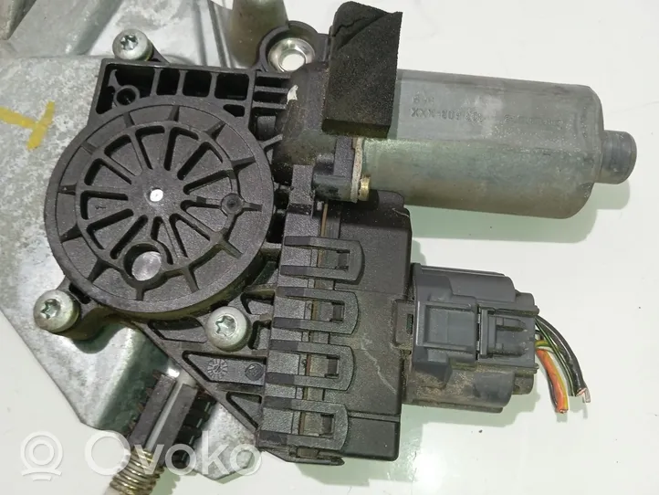 Ford Focus Motorino alzacristalli della portiera anteriore 0130821756