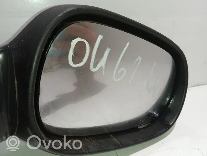 Renault Clio I Wing mirror glass 