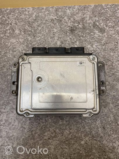 Ford Focus Calculateur moteur ECU 0281011701