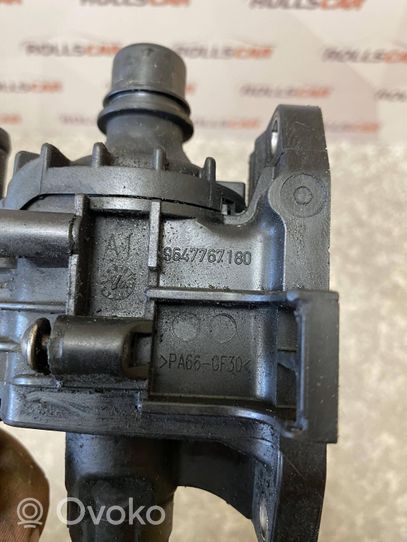 Peugeot 307 Boîtier de thermostat 9647767180