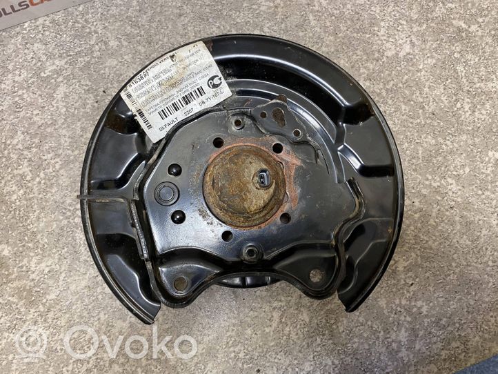 Toyota Avensis Verso Olka-akselin laakeripesä 8163877