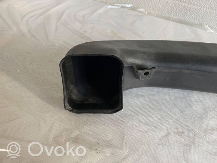 Mercedes-Benz Sprinter W906 Parte del condotto di aspirazione dell'aria A9068311545