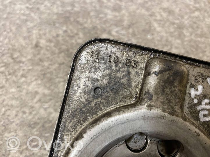 Volvo S60 Engine oil radiator 