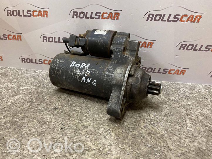 Volkswagen Bora Motor de arranque 02A911024