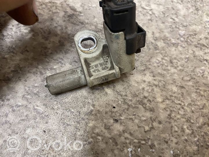 Volvo V50 Camshaft position sensor 9661185980