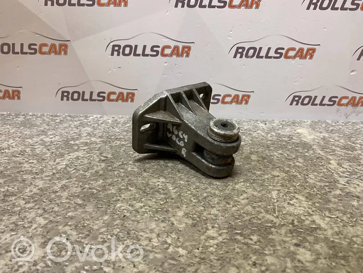 Audi A6 S6 C4 4A Soporte del parachoques delantero 4A0807130D