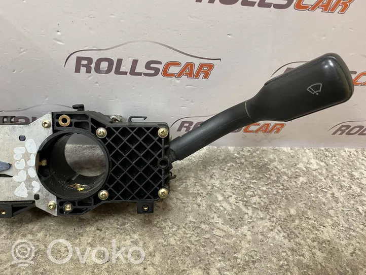 Audi A6 S6 C4 4A Leva/interruttore dell’indicatore di direzione e tergicristallo 4D0953513