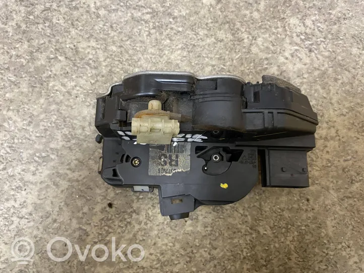 Opel Insignia A Serratura portiera anteriore 13577976