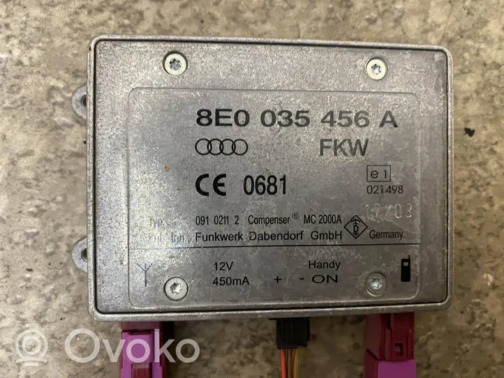 Audi A6 S6 C5 4B Antenos stiprintuvas 8E0035456A